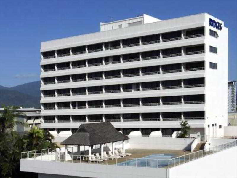 The Benson Hotel Cairns Exterior photo